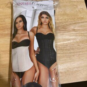Angel Curve 3 Hook Waist Trainer NWT